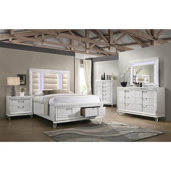 Picket House Furnishings Picket House Furnishings Charlotte 2-Drawer Nightstand with USB in White