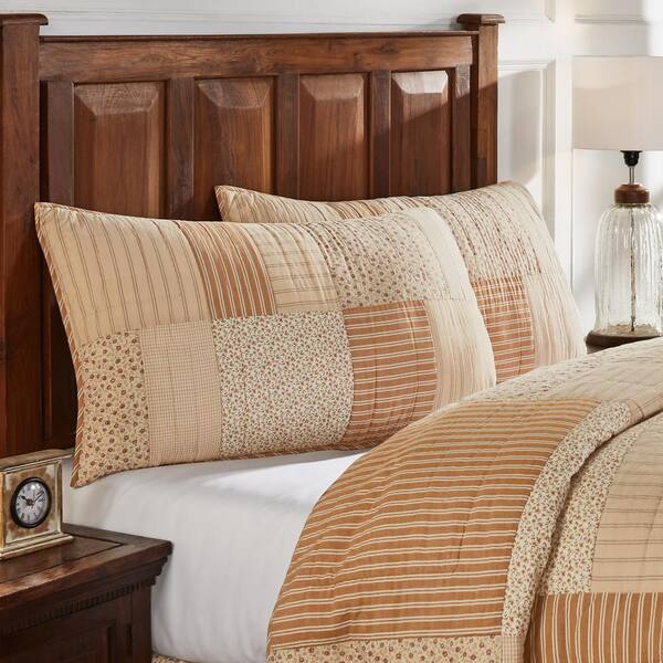 Gold king 2024 pillow shams