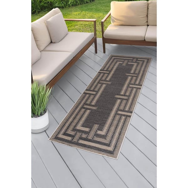 Bailey Black 2 ft. x 7 ft. Transitional Geometric Flat Weave Polypropylene Runner Indoor/Outdoor Runner Rug