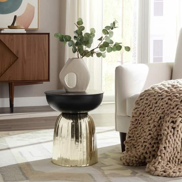 15 in. Black Circle Metal Decorative Ribbed Base End Table