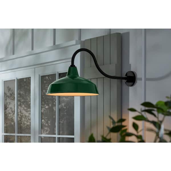 Hampton Bay Easton 14 in. 1-Light Hunter Green Barn Outdoor Wall Lantern  Sconce with Steel Shade KHC1691A-3/GRN - The Home Depot