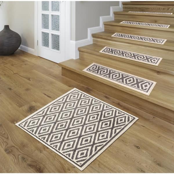 The Sofia Rugs Sofihas Indoor Rugs for Entryway Floor 30in x 30in Indoor  Door Mat Machine Washable Entrance Mat for Traction Support with Non Slip  Rubber Backing, Modern Style, Gray in the