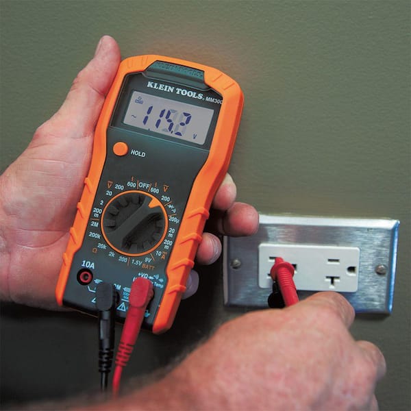 Klein Tools - Electrical Test Kit with 600V AC/DC Multimeter, Non Contact Volt Tester, and Receptacle Tester