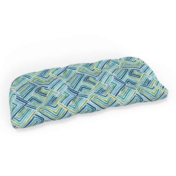 Pillow Perfect Geometric 44 in W x 5 in H Rectangular Outdoor Tufted Wicker Loveseat Bench Cushion 1-Count in Estie Ocean