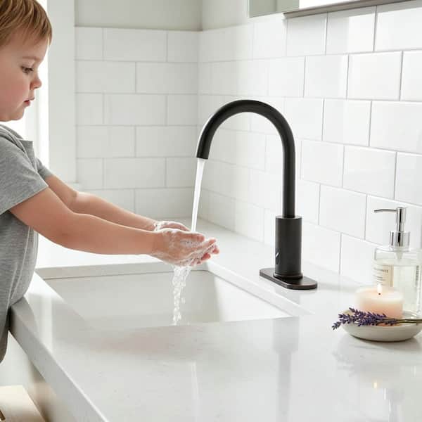 Automatic Sensor Touchless Bathroom Faucet with Deckplate Included in Oil Rubbed Bronze