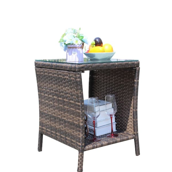 19.25 x 19.25 x 21 in. Brown Round Wicker Frame and Tempered Glass Tabletop Outdoor Coffee Table