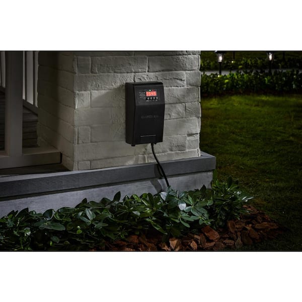 Low-Voltage 120-Watt Plastic Housing Landscape Lighting Transformer with Dusk to Dawn Operation