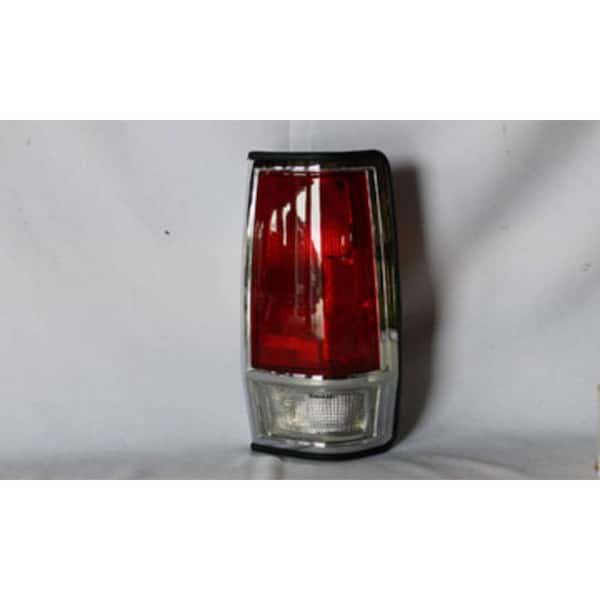 Tail Light Assembly 1985-1986 Nissan 720 2.0L 2.4L 2.5L
