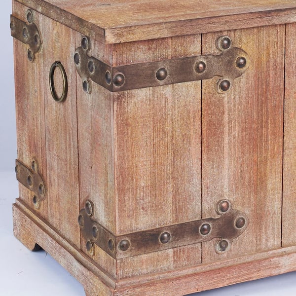 Vintage Trunk, Second Use Building Materials and Salvage