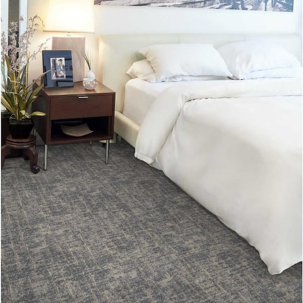 Ferndale Granite Blue 13.2 ft. 44 oz. Polyester Pattern Installed Carpet