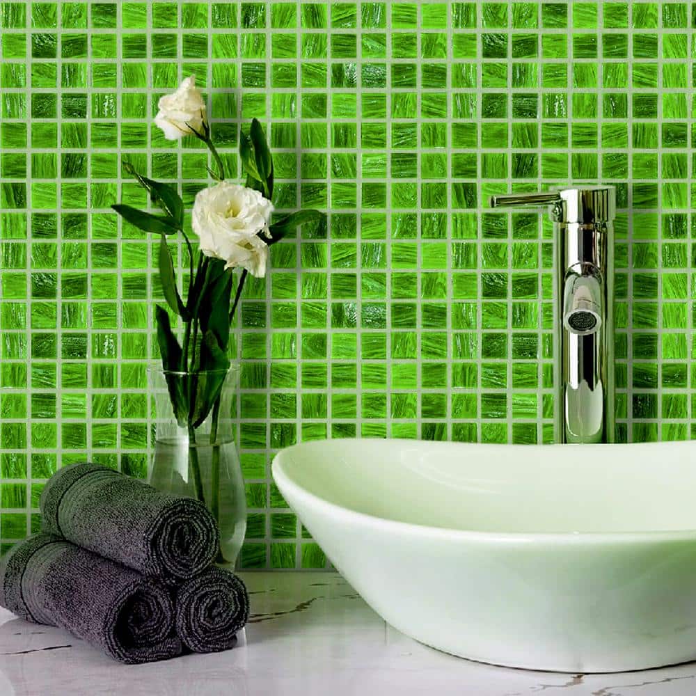 Kelly Green 12" x 12" Glossy Glass Mosaic Tile
