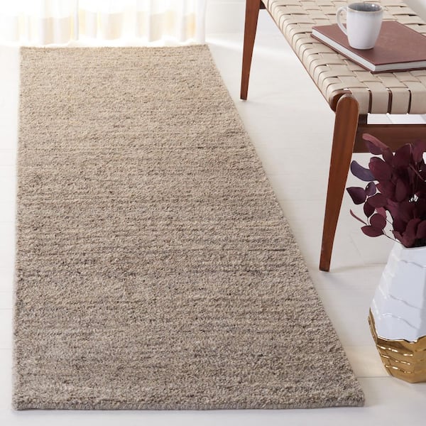 Himalaya Light Grey 2 ft. x 8 ft. Solid Color Runner Rug