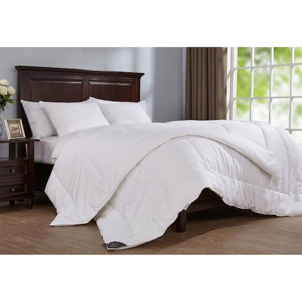 Puredown Year Round Warmth White King Down Alternative Comforter