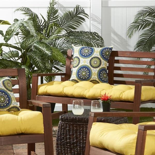 outdoor bench cushions and pillows