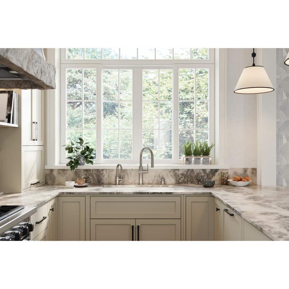 Crue Vibrant Stainless Single-Handle Pull-Down Kitchen Faucet