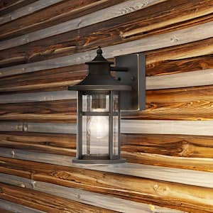 Highland Ridge Collection 1-Light Oil Rubbed Bronze with Gold Highlights Outdoor Wall Lantern Sconce
