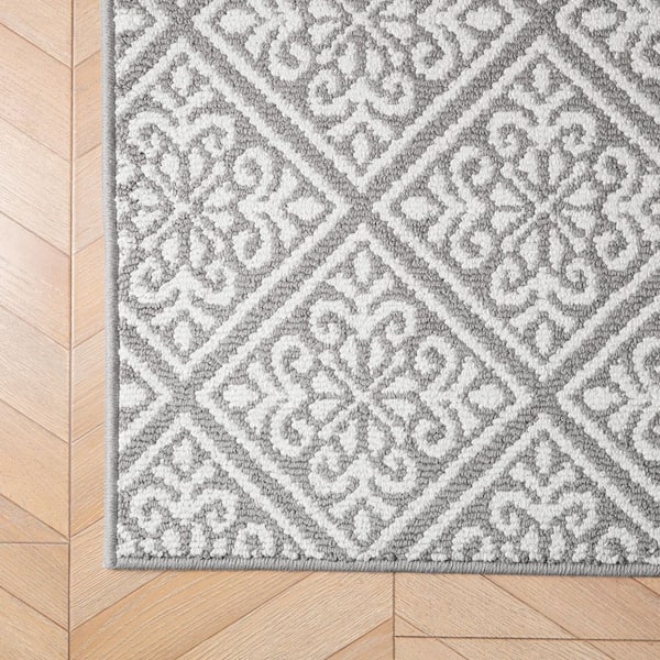 Washable Skid-Resistant Light Grey/Ivory 2 ft. x 4 ft. All Loop Tufted Area Rug