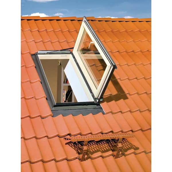 Egress Window 22-1/2 in. x 45-1/2 in. Venting Roof Access Skylight with Tempered Glass, LowE