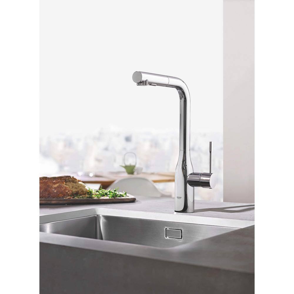 Modern Black Brass Kitchen Faucet with Pull-out Spray