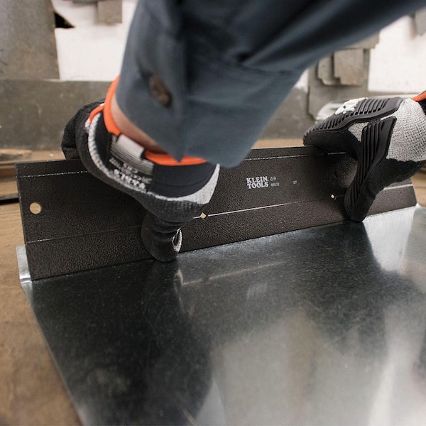 Klein Tools 18 in. Folding Tool 86532 - The Home Depot