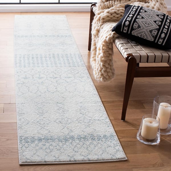 Tulum 2 ft. x 5 ft. Ivory/Light Gray Diamond Tribal Runner Rug