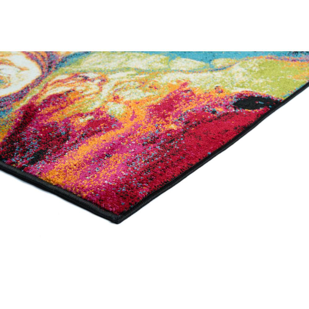 Reversible Abstract Black 5'3" x 7'3" Synthetic Area Rug
