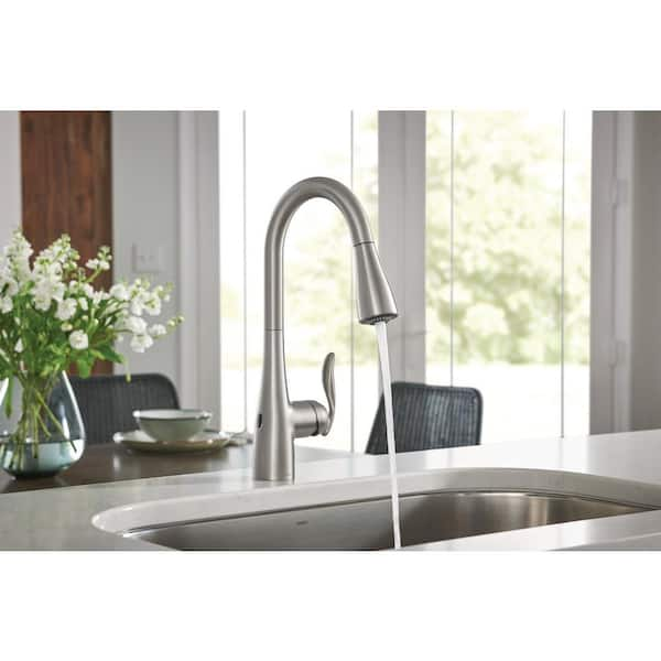 Arbor Touchless Single-Handle Pull-Down Sprayer Kitchen Faucet with MotionSense Wave in Spot Resist Stainless