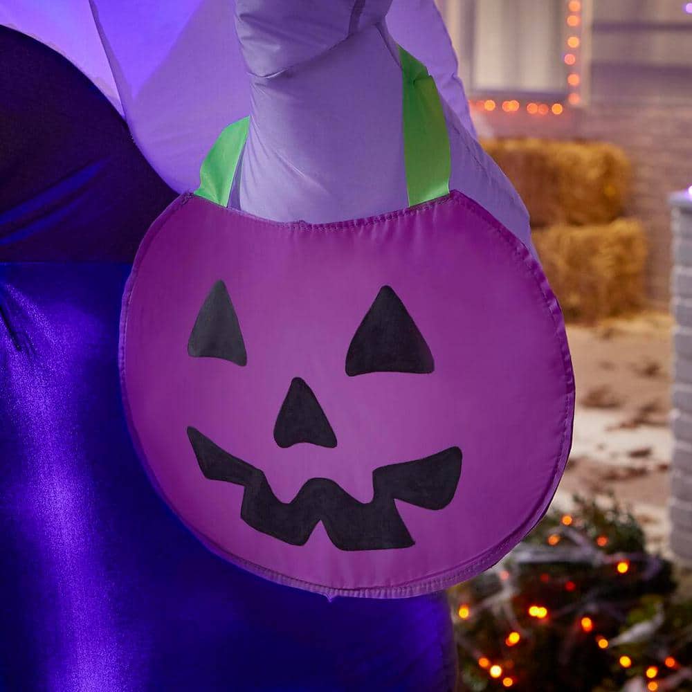 Disney 22GM50121 6 ft Animated Ursula Halloween Inflatable