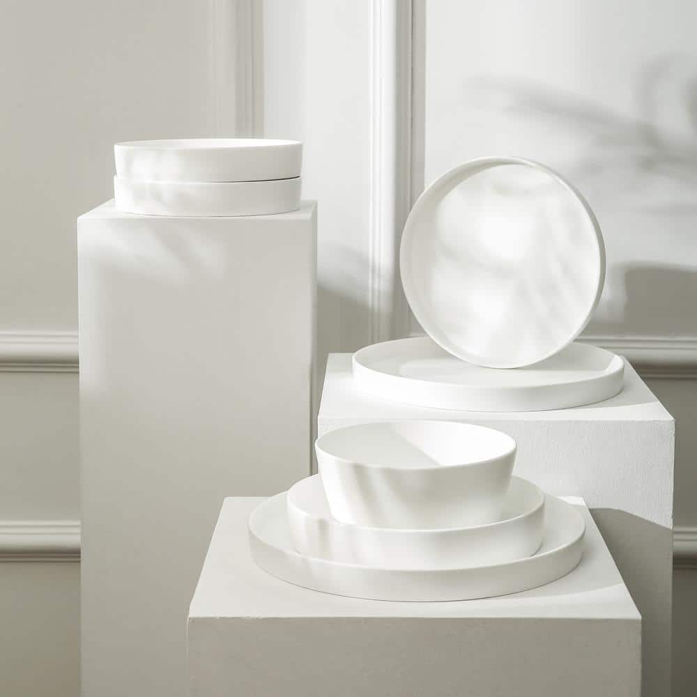 Matte White Porcelain 16-Piece Round Dinnerware Set