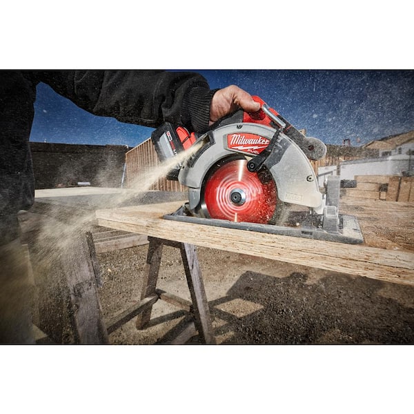 Milwaukee M18 FUEL 18V Lithium-Ion Brushless Cordless 7-1/4 in. Circular Saw  Kit with Extra 6.0ah Battery 2732-21HD-48-11-1865 The Home Depot