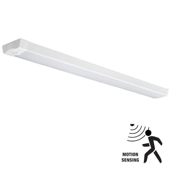 Commercial Electric 4 ft. 64W Equivalent Motion Sensing Integrated