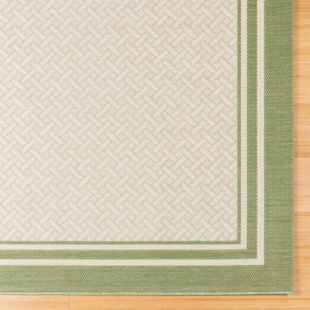 Palm/Sand 6' x 9' Synthetic Flat Woven Reversible Rug