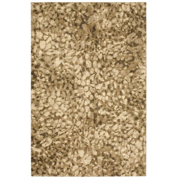 Mohawk Home Claremont White Smoke 4 ft. x 6 ft. Indoor Area Rug