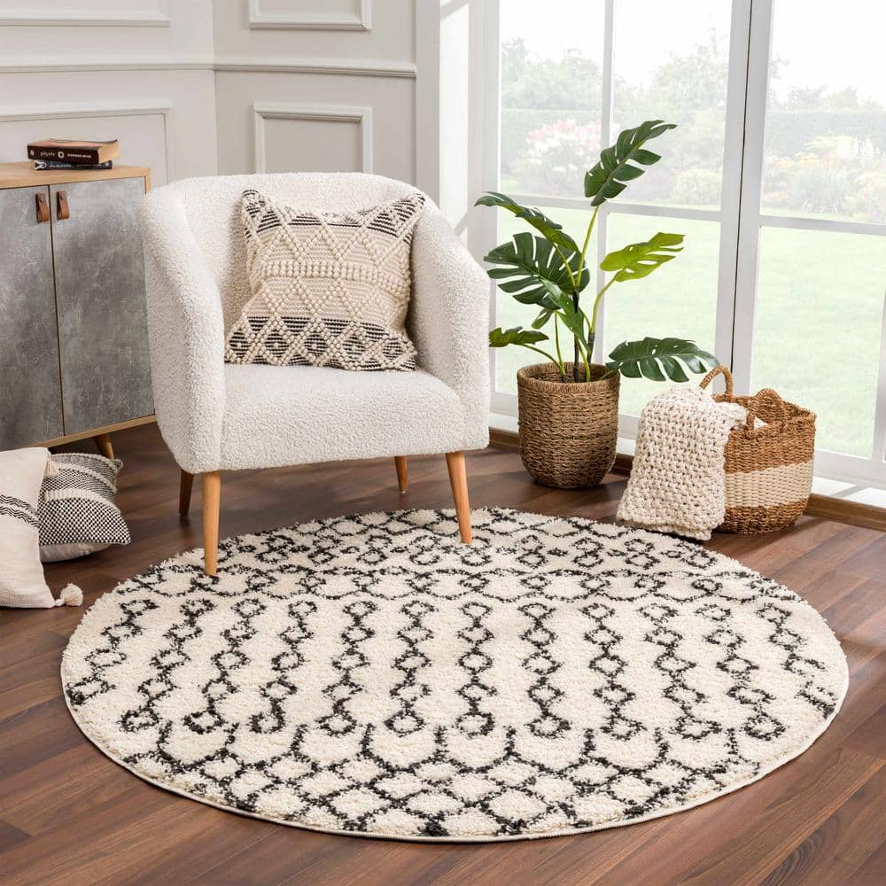 Charcoal and Beige Synthetic Shag Runner Rug 2'7" x 7'3"