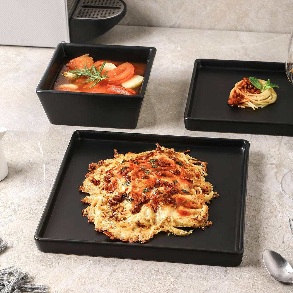 Grace Square Black & White Porcelain Dinnerware Set, 12-Piece Service for 4