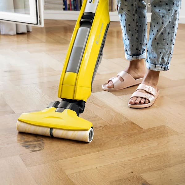 Groet majoor Antagonisme Karcher FC 5 Cordless Electric Hard Floor Cleaner - Perfect for Laminate,  Wood, Tile, LVT, Vinyl, & Stone Flooring 1.055-606.0 - The Home Depot