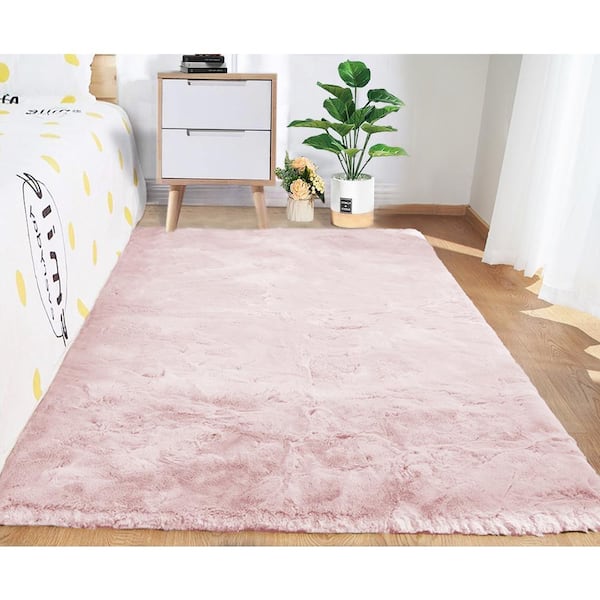 Mmlior Faux Rabbit Fur Pink 4 ft. x 6 ft. Fluffy Cozy Furry Area Rug