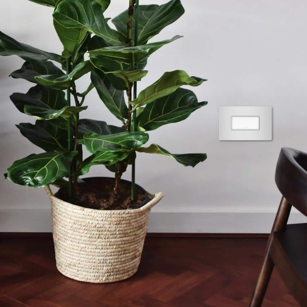 White Thermoplastic Horizontal Step Light with LED Night Light