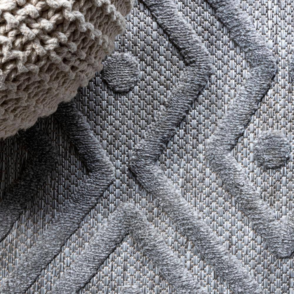 Handwoven Light Gray Moroccan Geometric 5' Square Area Rug
