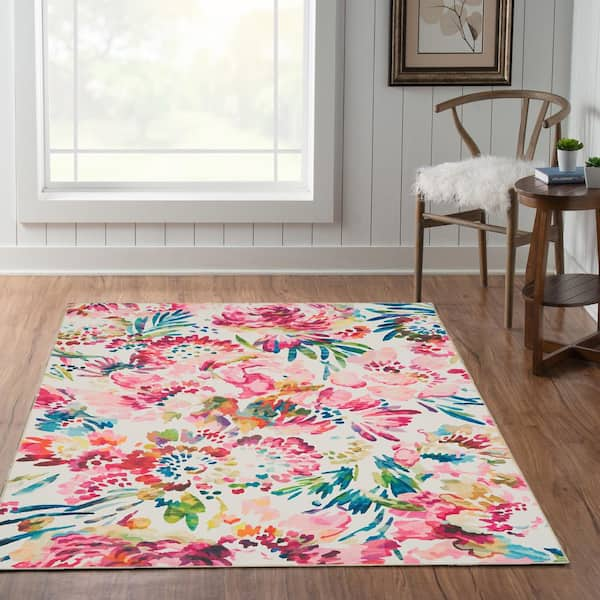 Linon Indoor Outdoor Washable Apia Polyester Area 5'x7' Rug in