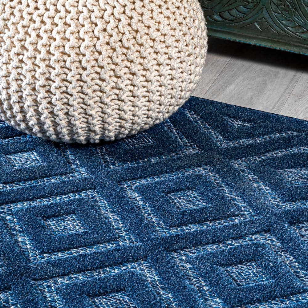 Navy Vintage Geometric 5' Square Synthetic Indoor/Outdoor Rug