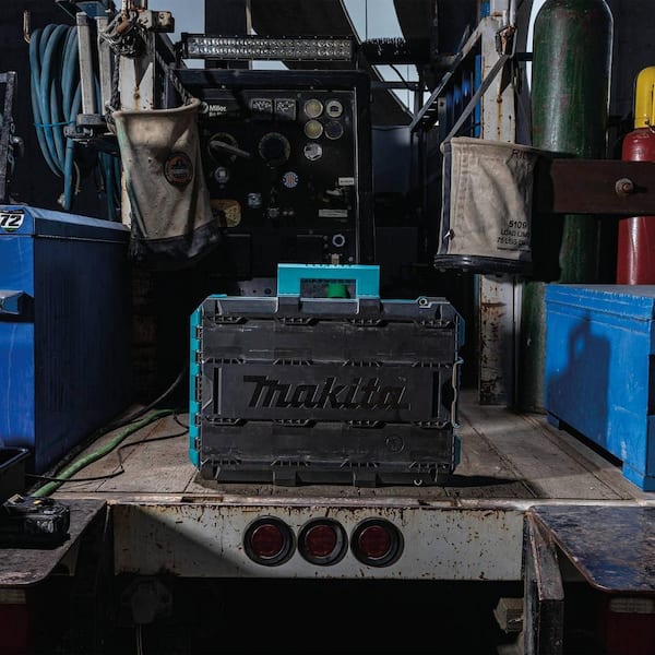 Makita - MAKTRAK Medium Tool Box