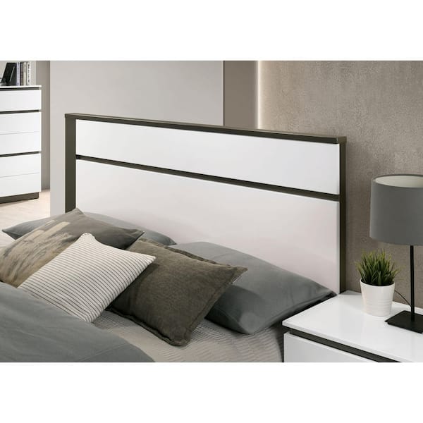 Furniture of America Summit Run 3-Piece White Wood Eastern
