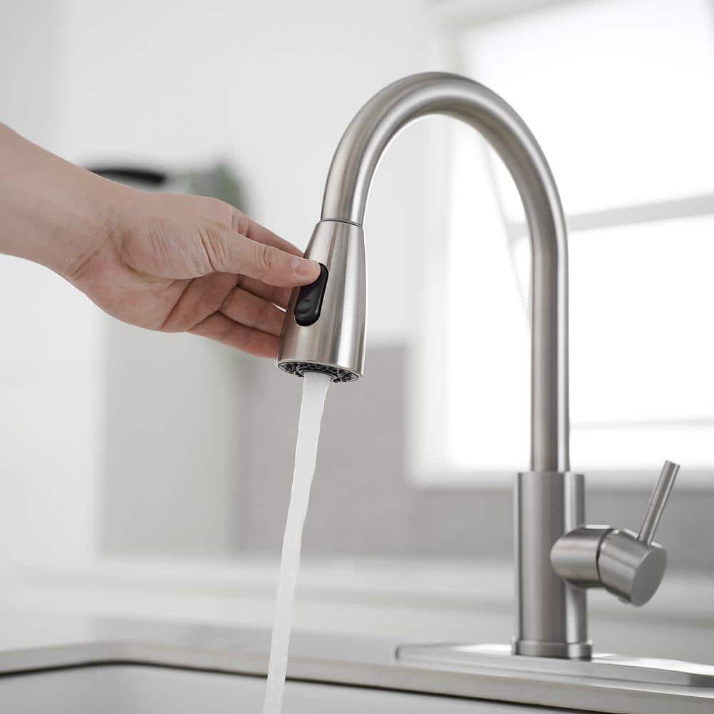 Brushed Nickel Single Handle Pull-Out Spray Kitchen Faucet