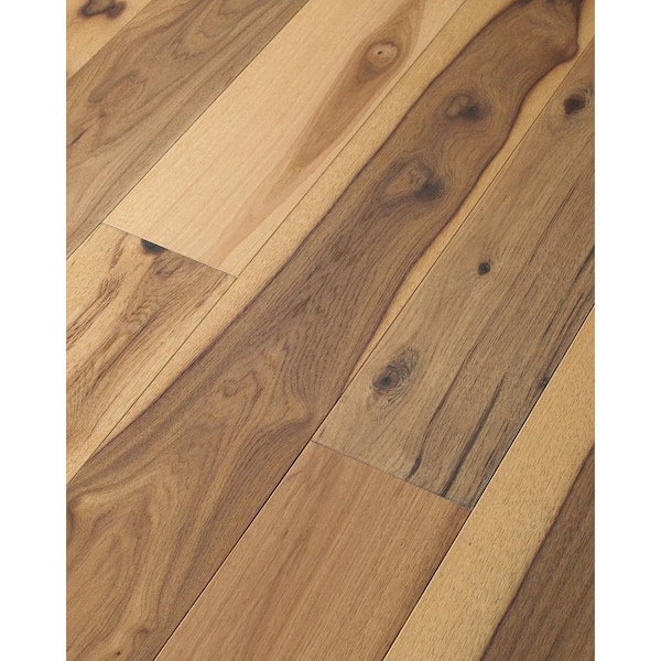 Shaw Valor Sweetbrier Hickory 1/2 in. T X 6.38 in. W Tongue and Groove Engineered Hardwood Flooring (25.4 sq.ft./case)