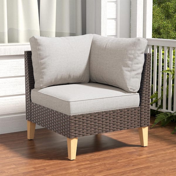 Gymojoy Chic Relax 1-Piece Brown Wicker Corner Seactional Outdoor Lounge Chair with Beige Cushions