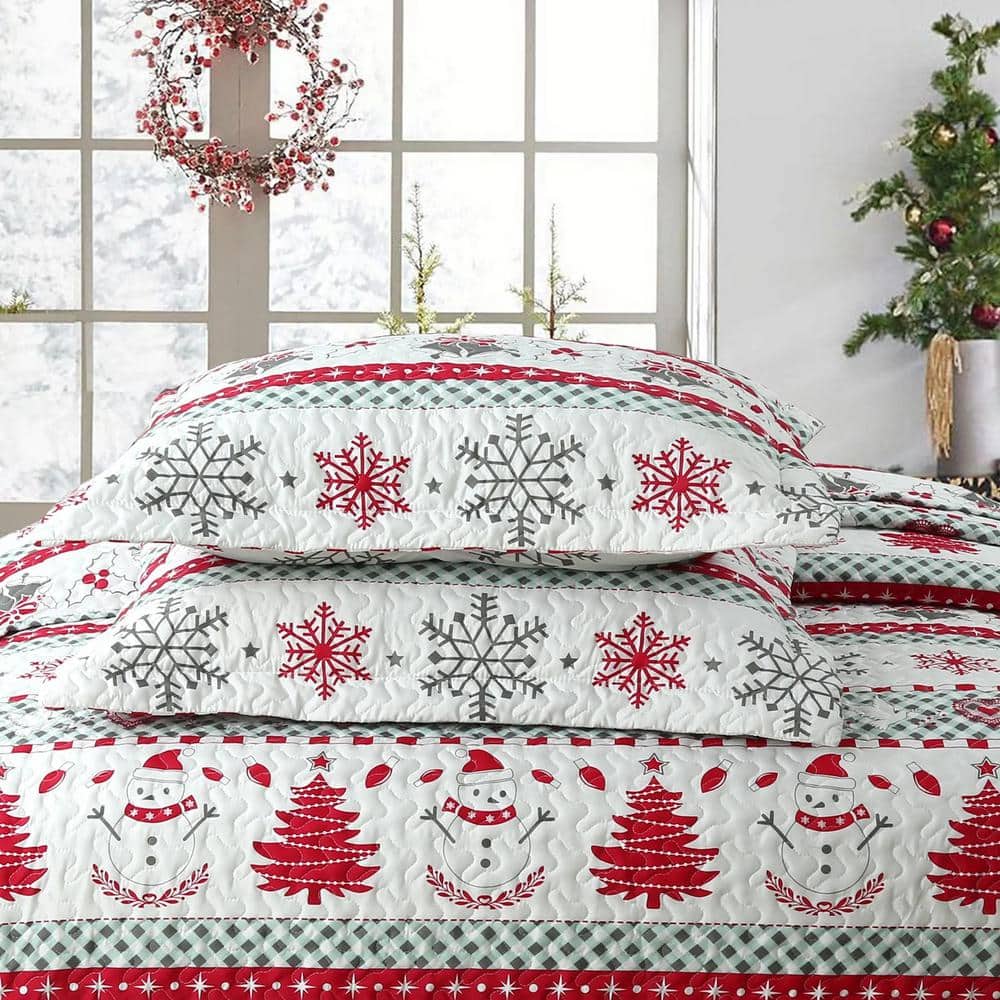 Queen Red and White Microfiber Christmas Quilt Set
