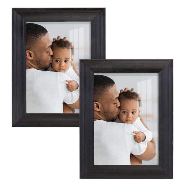 Grooved 3.5 in. x 5 in. Red Picture Frame Set (Set of 4)