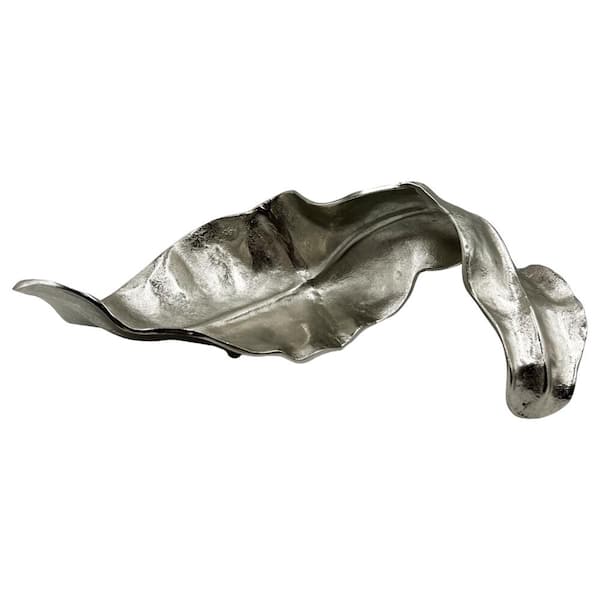 castellousa Silver 6 in. x 10 in. Aluminum Metal Abstract Leaf Table Decoration