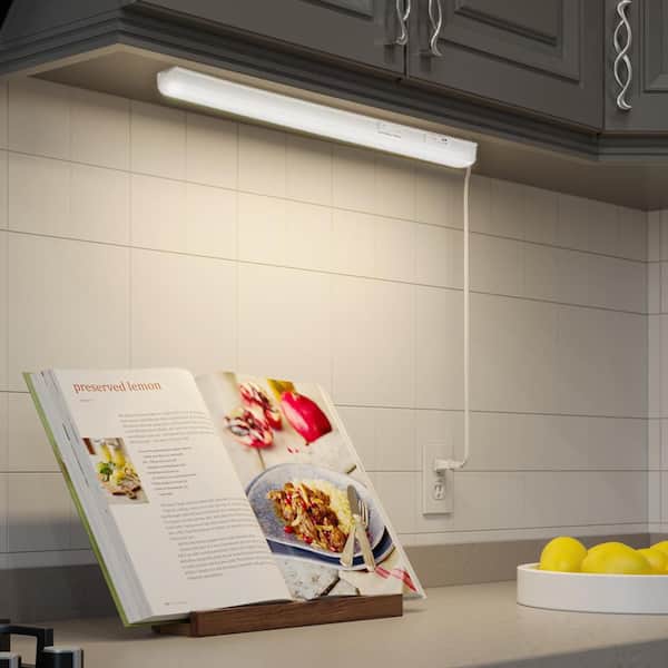 Plug-In 12 in. Linkable Adjustable 3 Color Selectable CCT 3000K 4000K 5000K White LED Under Cabinet Light